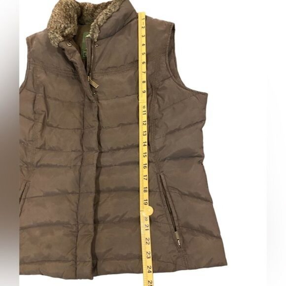 Eddie Bauer Women’s Goose Down Puffer Vest Size Large Brown Faux Fur Collar - Picture 3 of 10